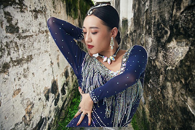 所有的真气这一刻被调动起来，然后注入到了王玥的体内