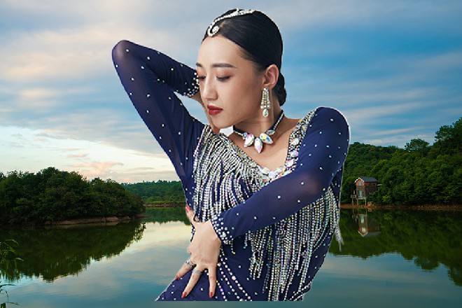 伊轩高声说道，振振有词，他老人家乃是我一生的骄傲