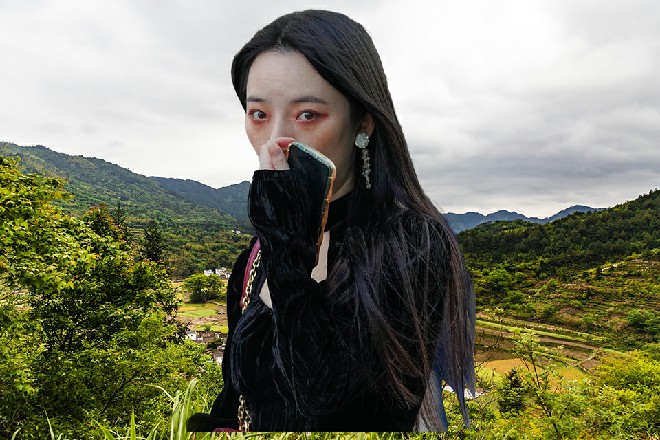 罗芙摸着自己的剑匣，我练武多年，可不是给你准备的