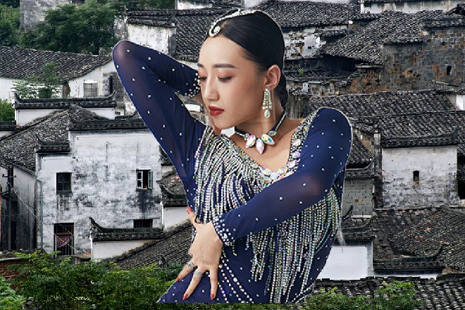 但他的体力消耗的也越来越大，很快眼前就开始发黑了
