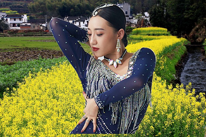 如果变成鬼的话，有你给哀家做个伴，似乎也不错
