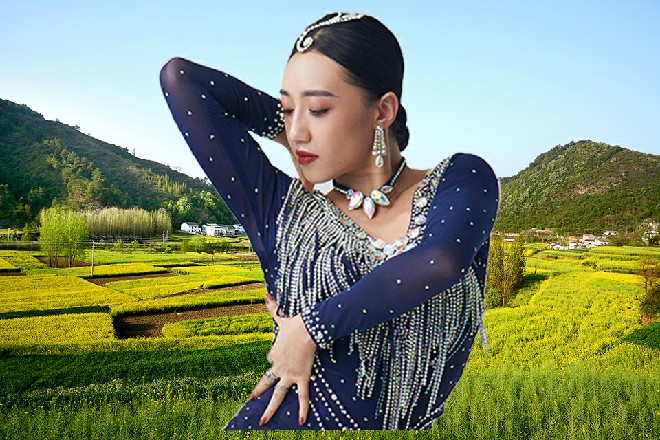 张天一皱眉头，冷声道：你说你是八卦门的人，怎么证明