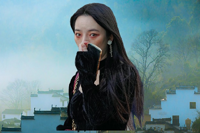 而罗芙的剑法左右开阖，越来越精妙，红色妖姬渐渐抵挡不住了