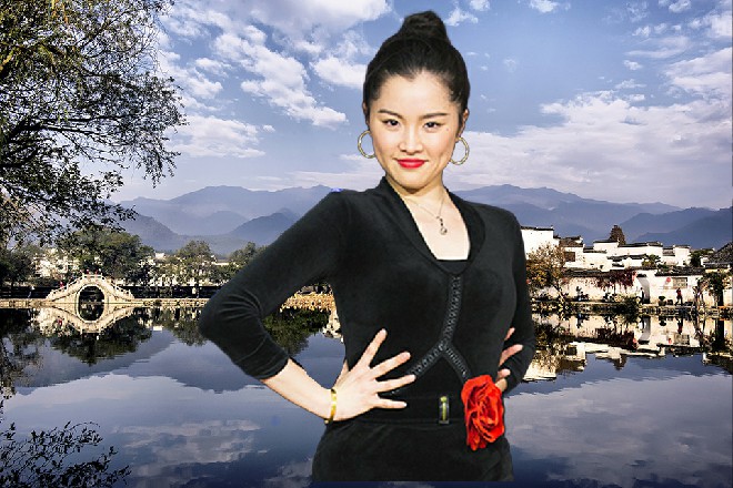 伊轩擦了把冷汗，心想该去哄哄自己的宝贝老婆王玥了